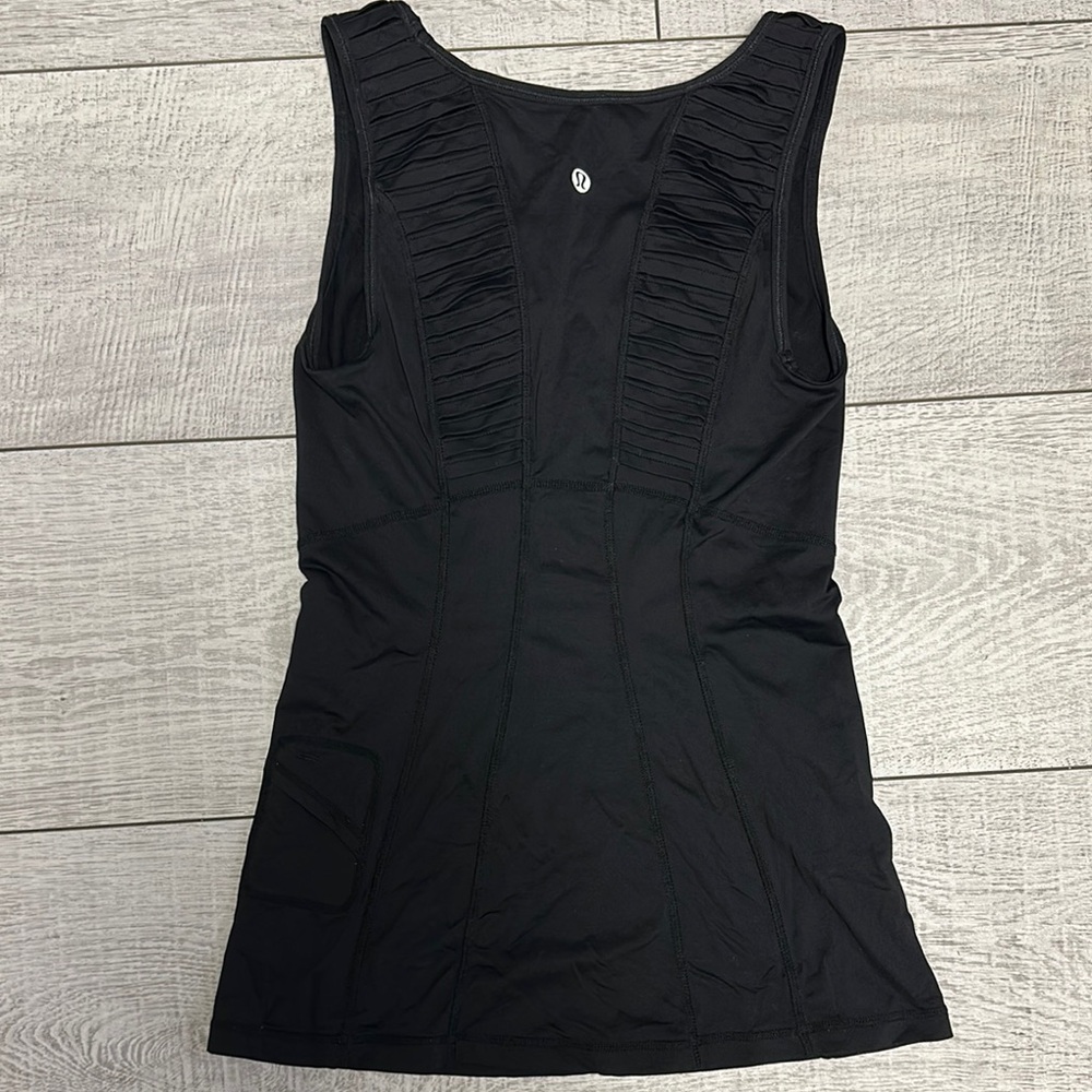Lululemon Athletica Black Sleeveless Top